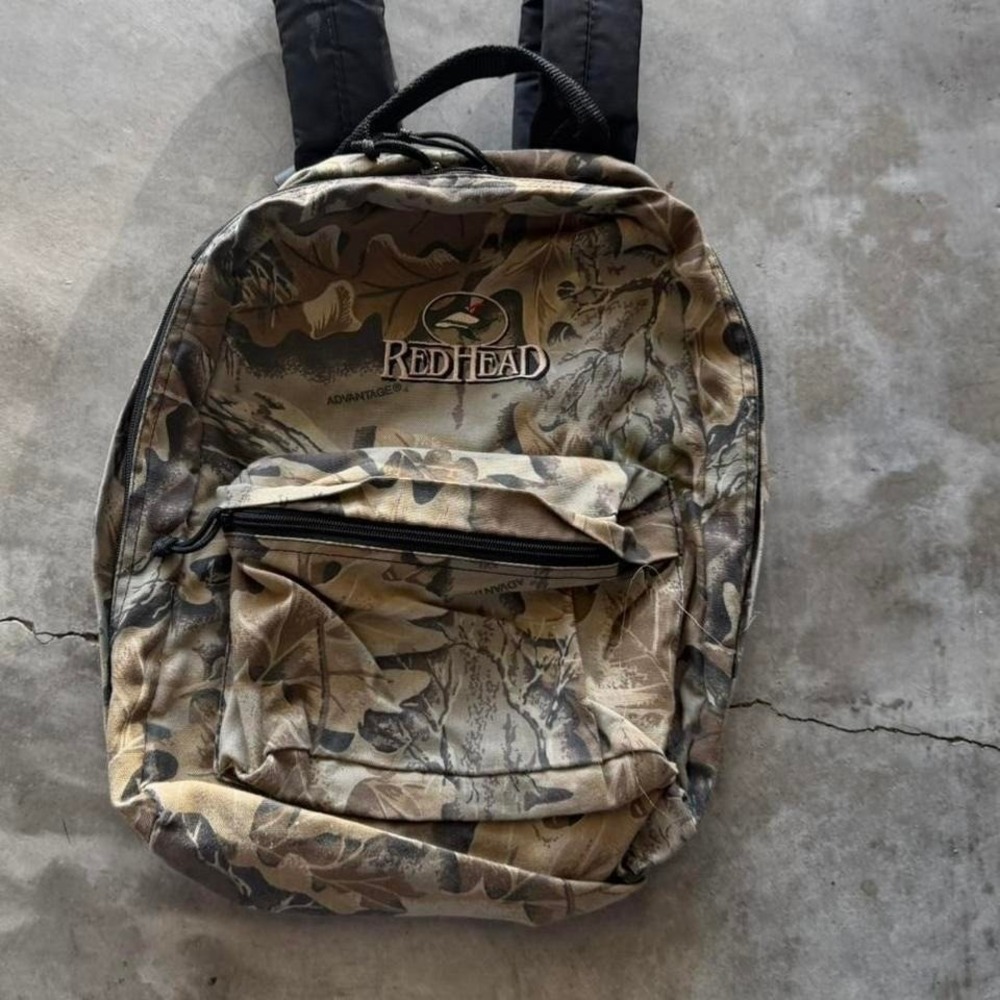 Vintage 90's Redhead real tree camo hunting back pack - Picture 2 of 3